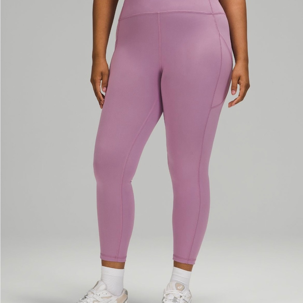 Invigorate High Rise LuLulemon leggings. size 8. Jubilee. 25inch